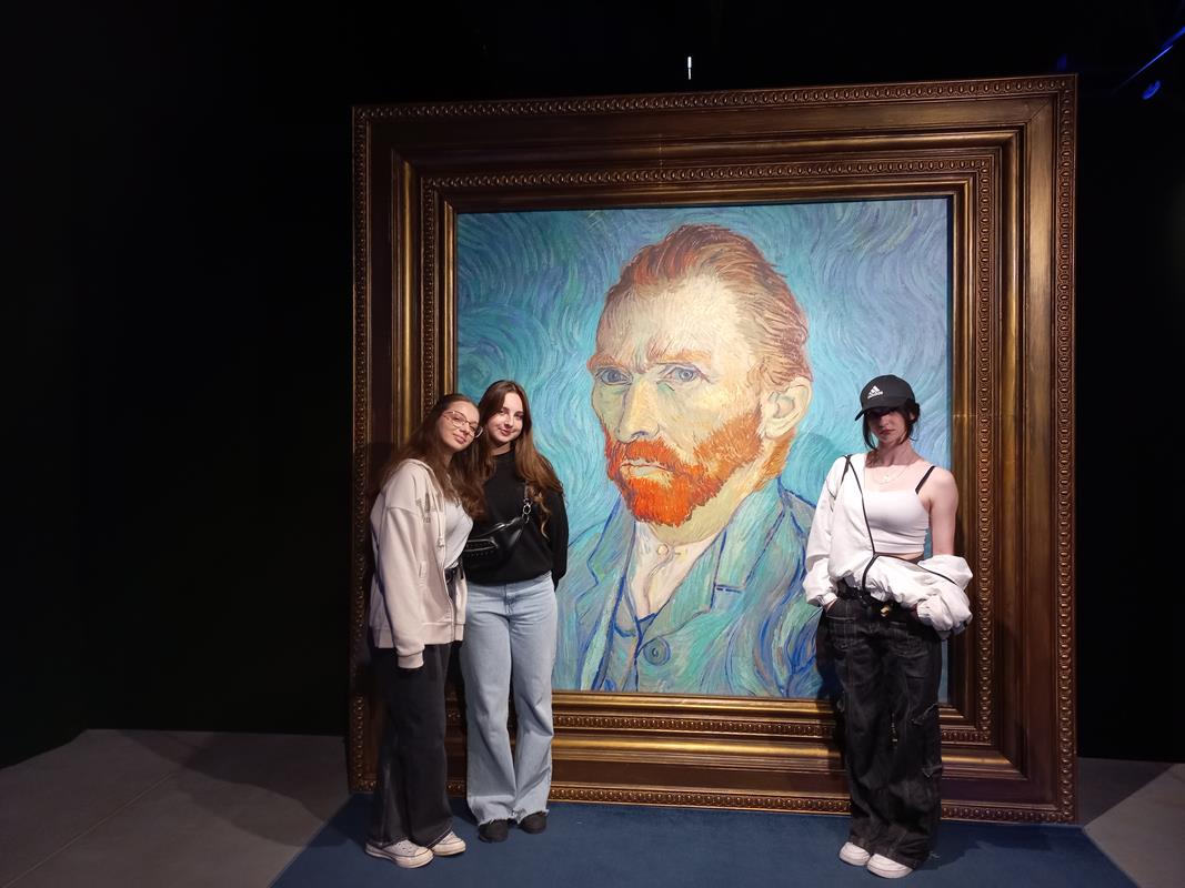 Wycieczka klasy 2TO na wystawę dzieł Vincenta Van Gogha